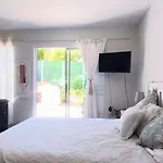 Lakeside Guest House
